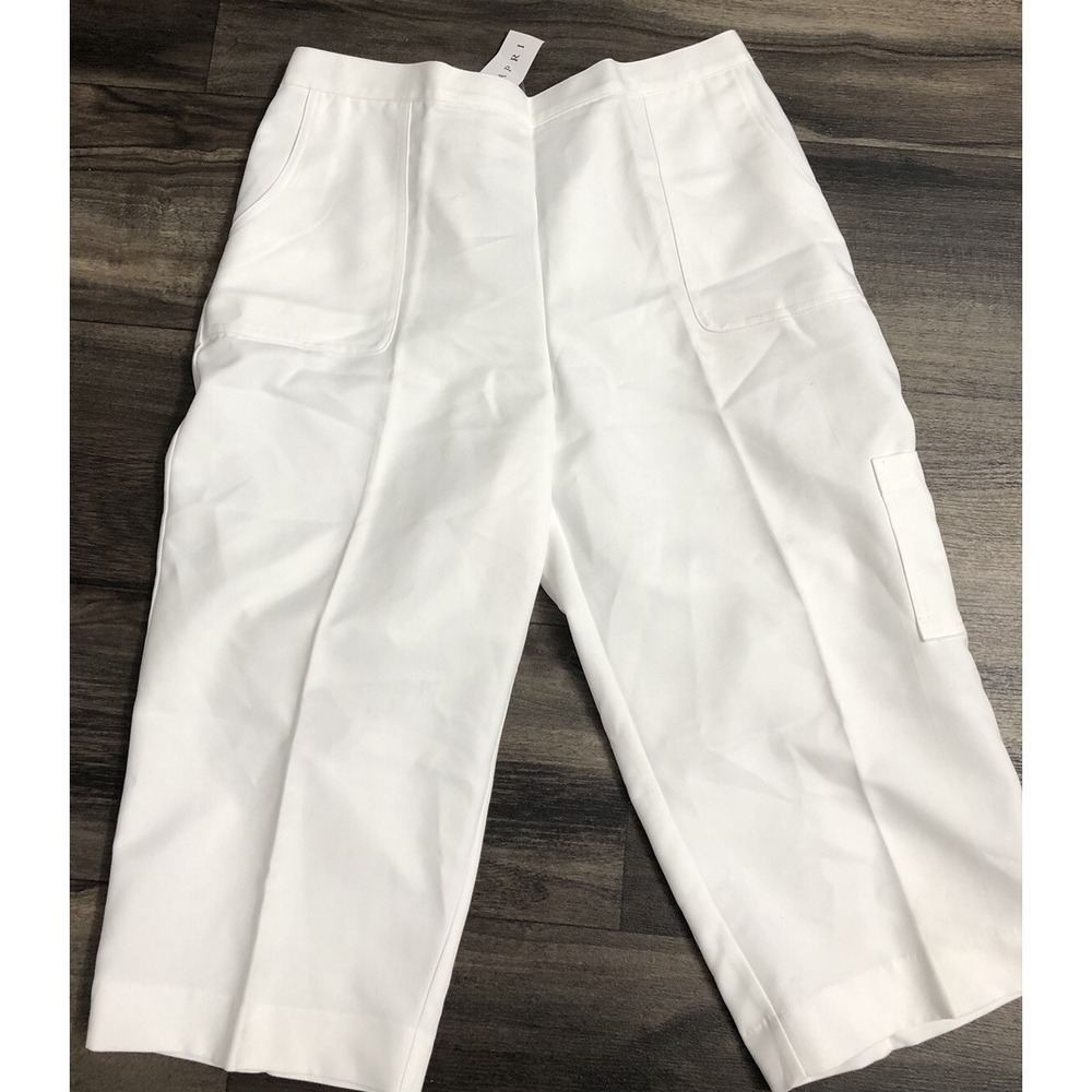 Women's Alfred Dunner Cropped Pants Acapolco White Cargo Pocket NWTs 14P - Picture 3 of 6